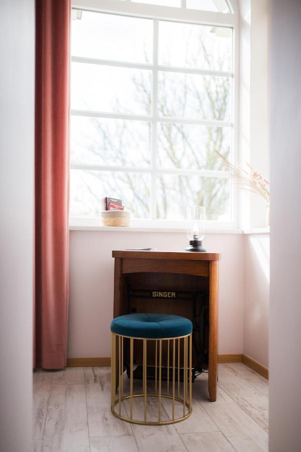 Apartamenty W Kamienicy Sieradz Esterno foto